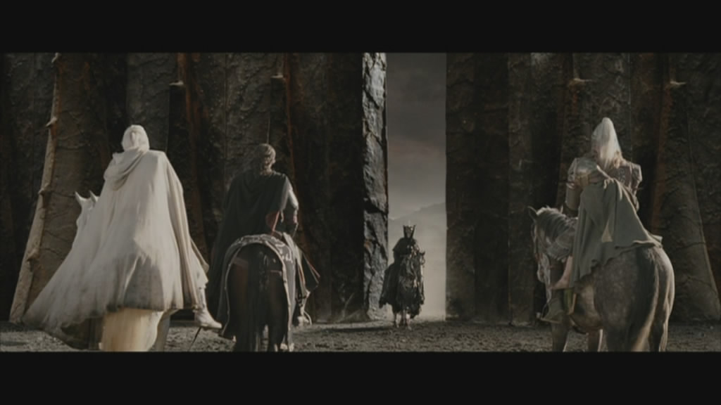 Which Lord of the Rings is better, theatrical version or Extended